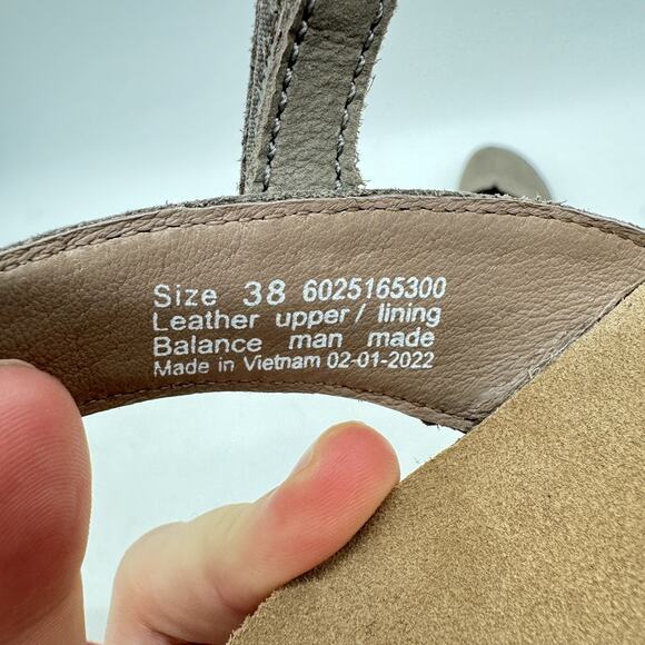 Dansko Rowan Leather Closed Toe Sandals Shoes Size 38 7.5/8 Taupe Comfort - Picture 9 of 10